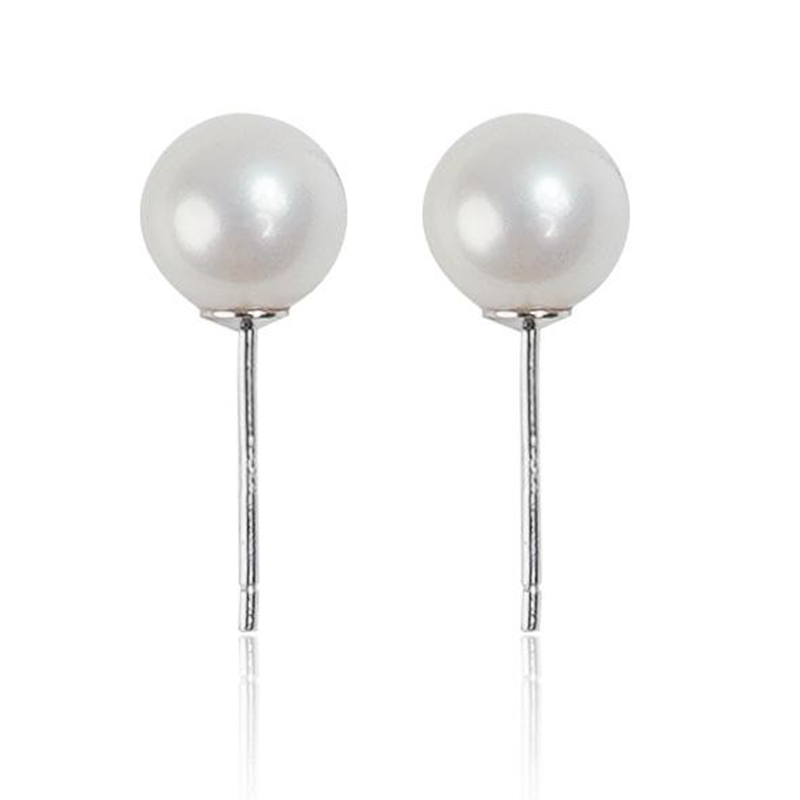 Freshwater White Pearl Classic Studs