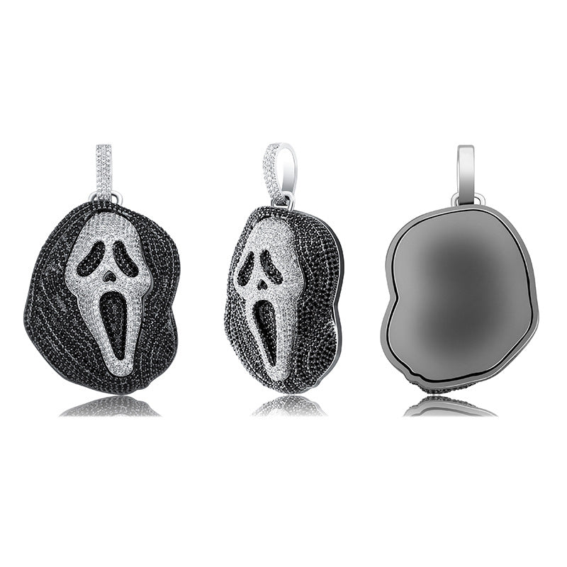 Scream Mask Necklace